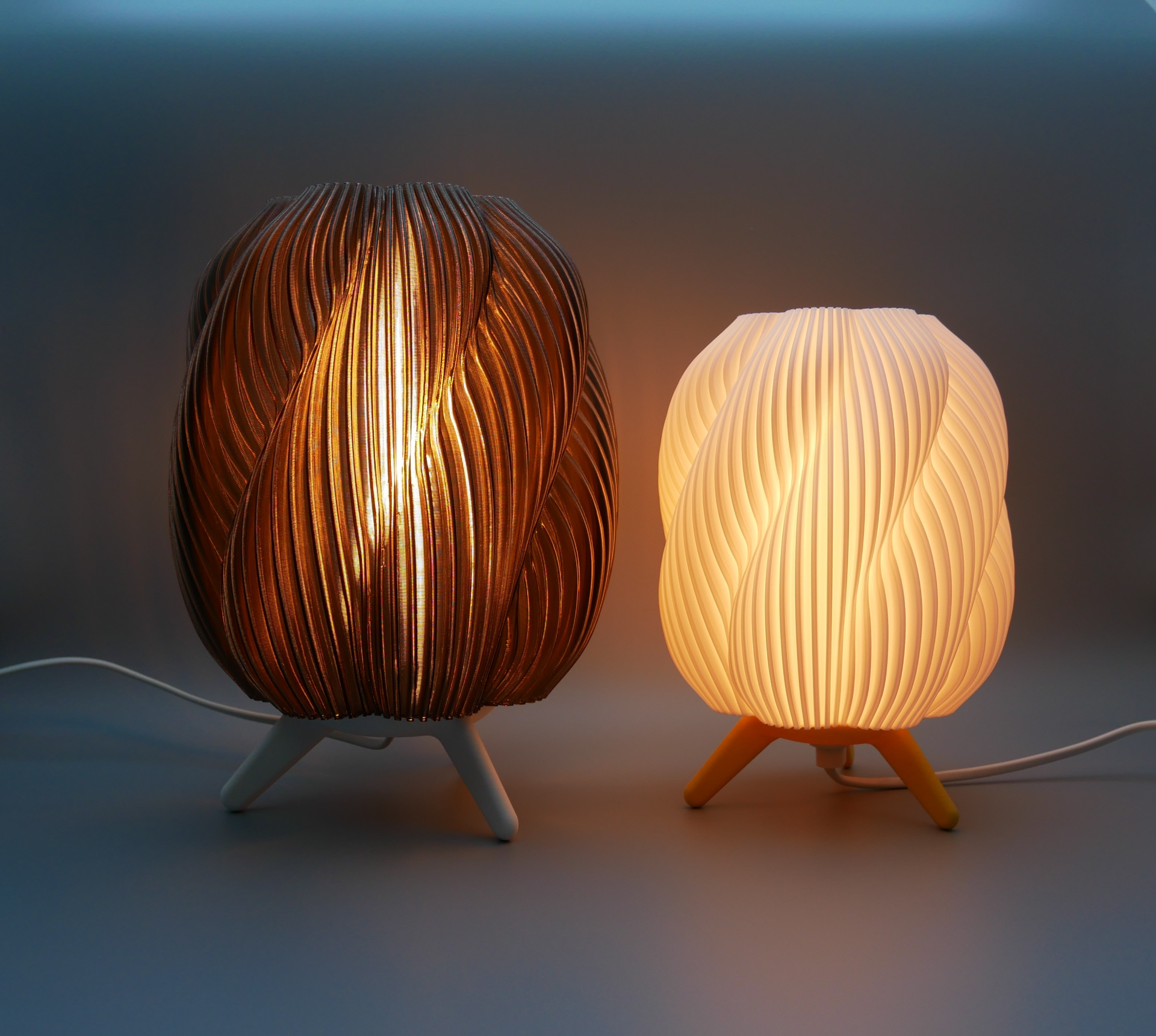 Striped Swirl Desk Lamp