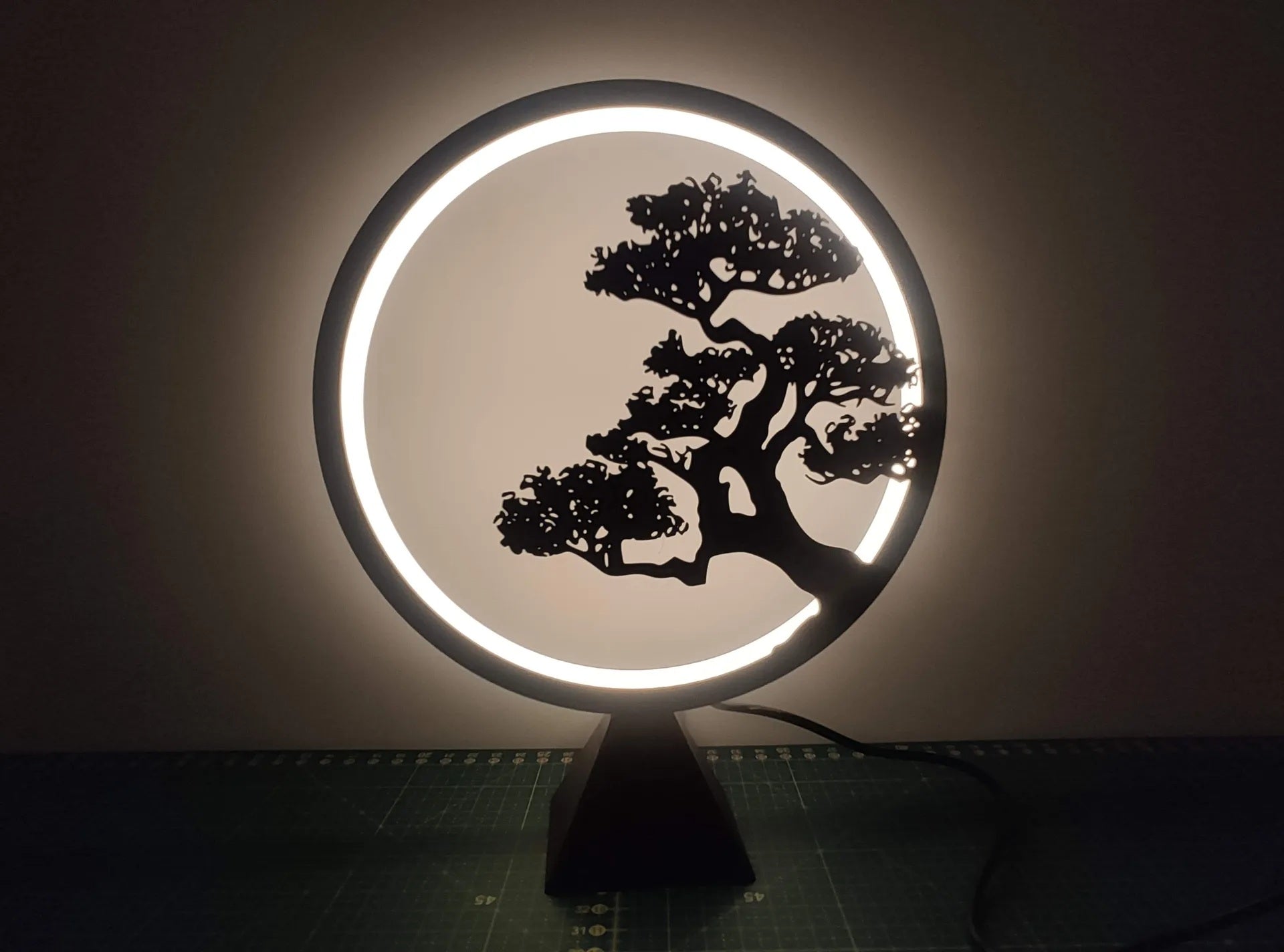 Desk Ring Lamp