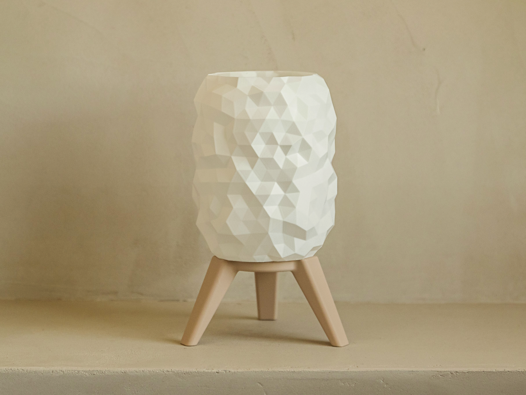 Janberry Design Table Lamp