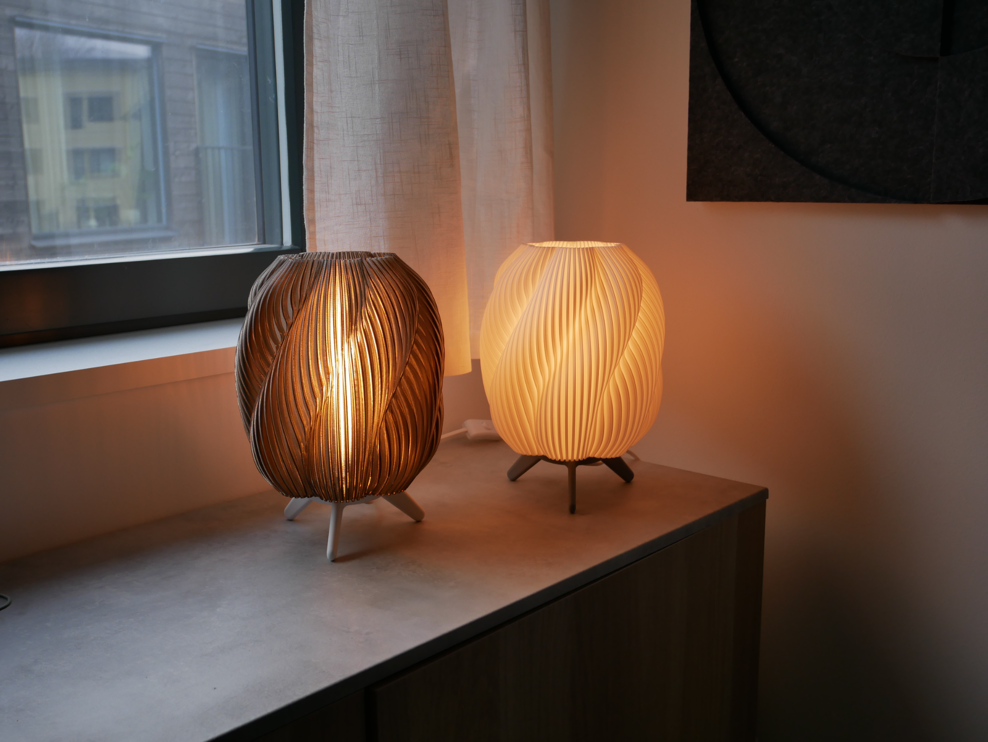 Striped Swirl Desk Lamp
